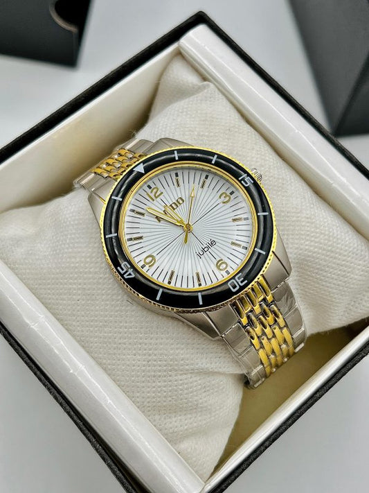 Aa1 Rado Analog Watch