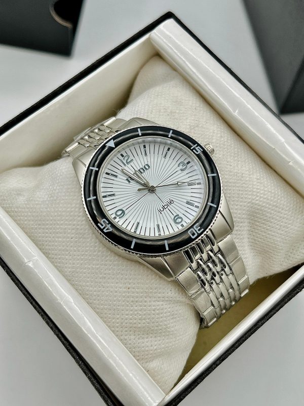 Aa1 Rado Analog Watch